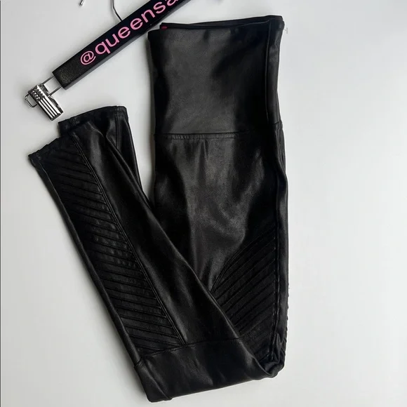 Spanx Faux Leather Moto Leggings in Black Size XL - Picture 5 of 17